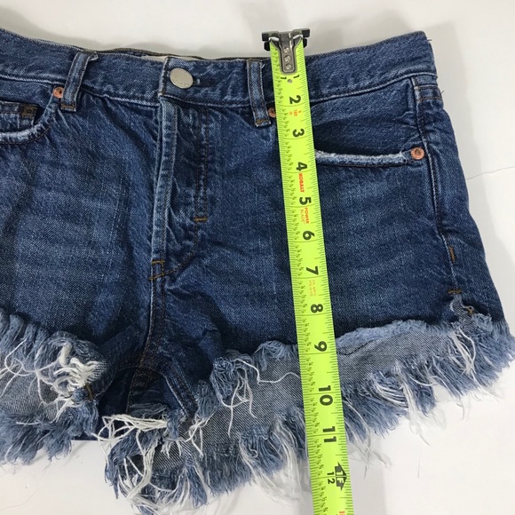 Free People Mid Rise Cut Off Denim Jean Shorts - Picture 8 of 9